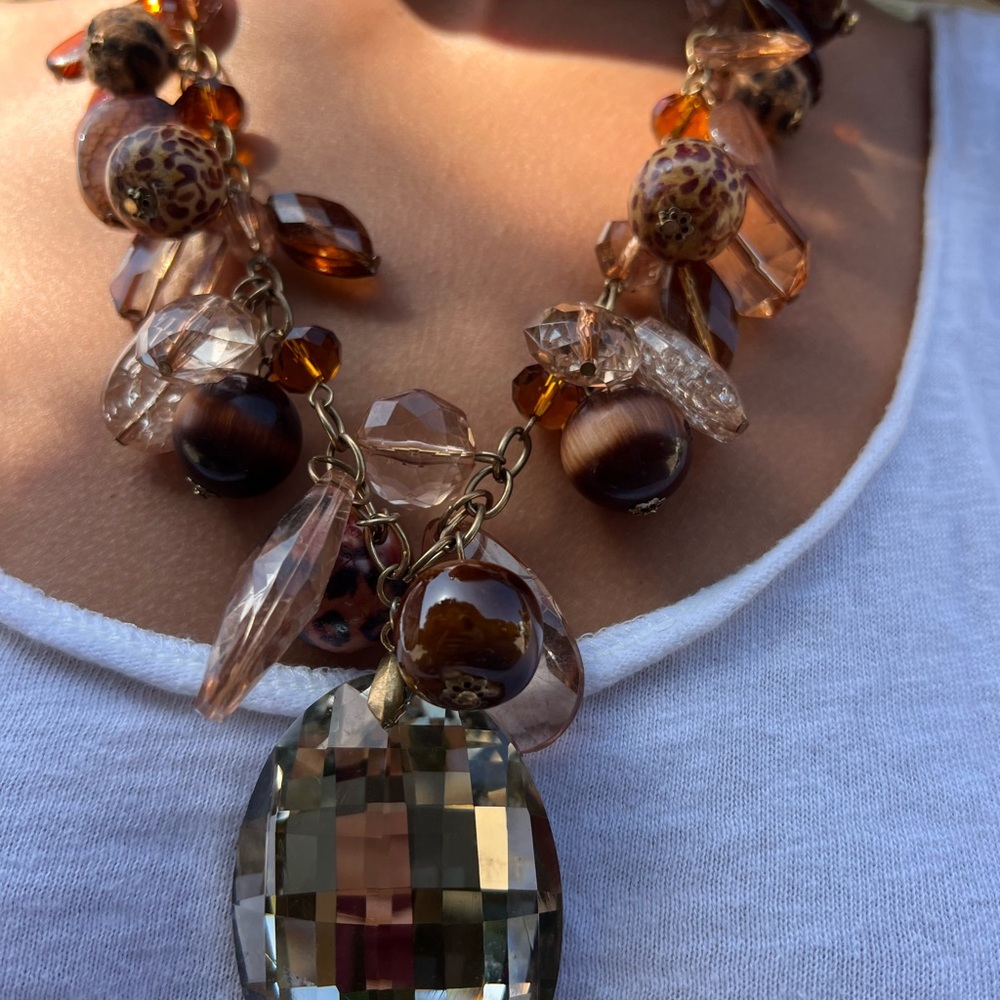 Elegant Brown and Gold Beaded Necklace